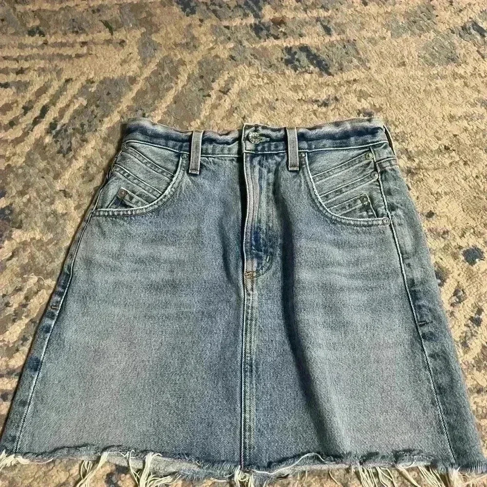 AGOLDE western light wash raw hem denim skirt size 24 - Picture 2 of 4